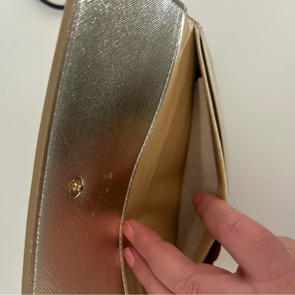 Gold Wallet - Picture 7 of 7